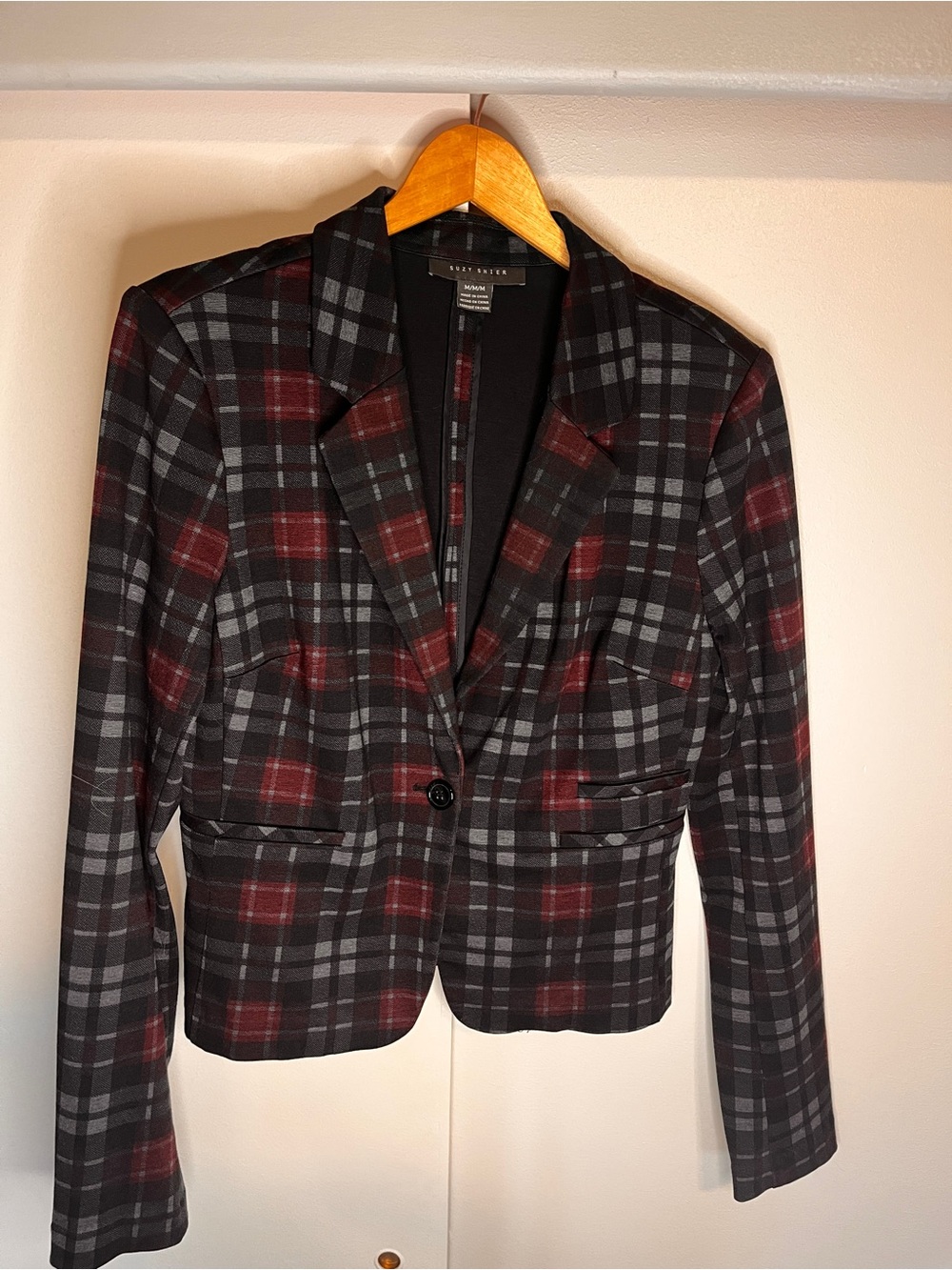 Suzy Shier Black and Burgundy Plaid Single-Button Blazer